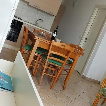 Lovely House Risveglio Fronte Mare בית נופש